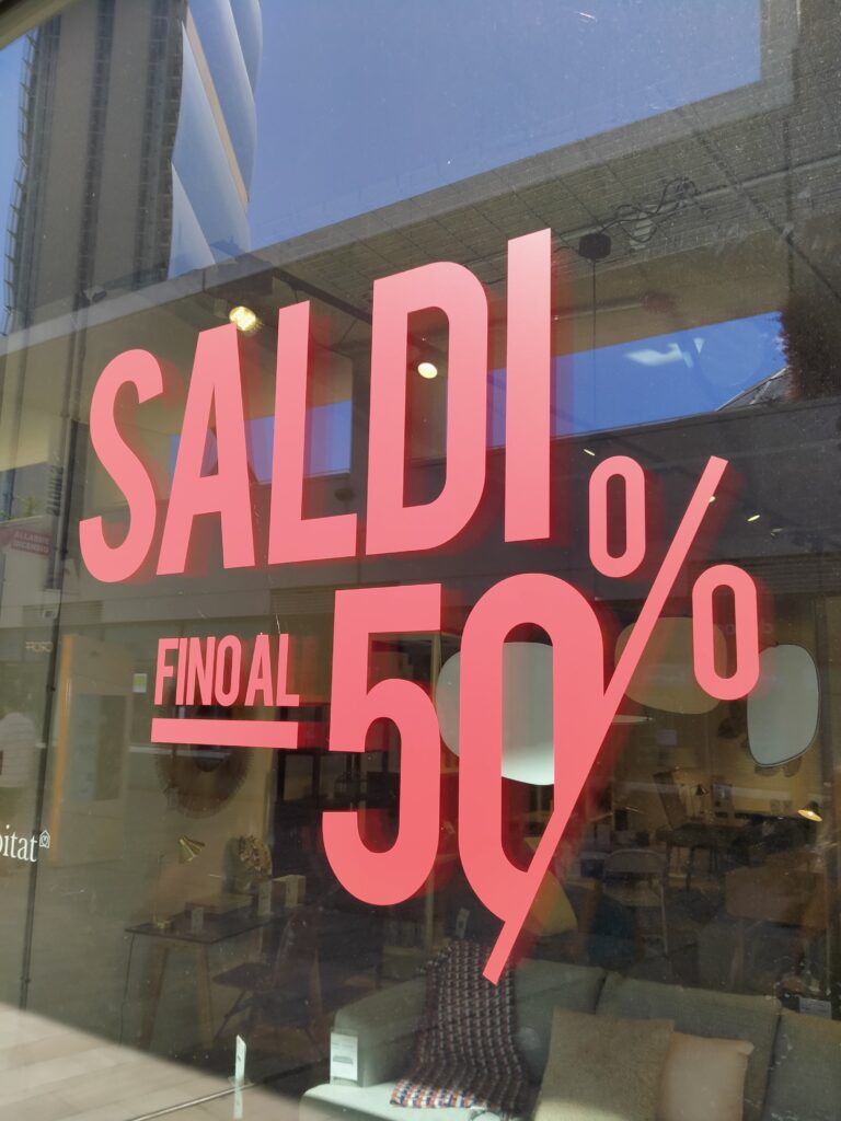 SCRITTA SALDI FINO AL 50 BY GVD